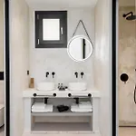 Ble Santorini Aparthotel 4*