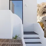 Ble Santorini Apart-hotel 4*