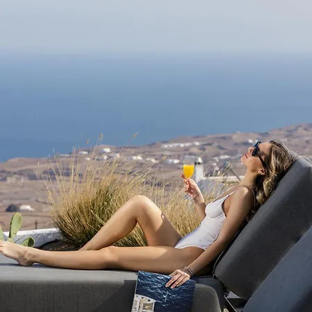 Ble Santorini 아파트호텔 이메로비글리