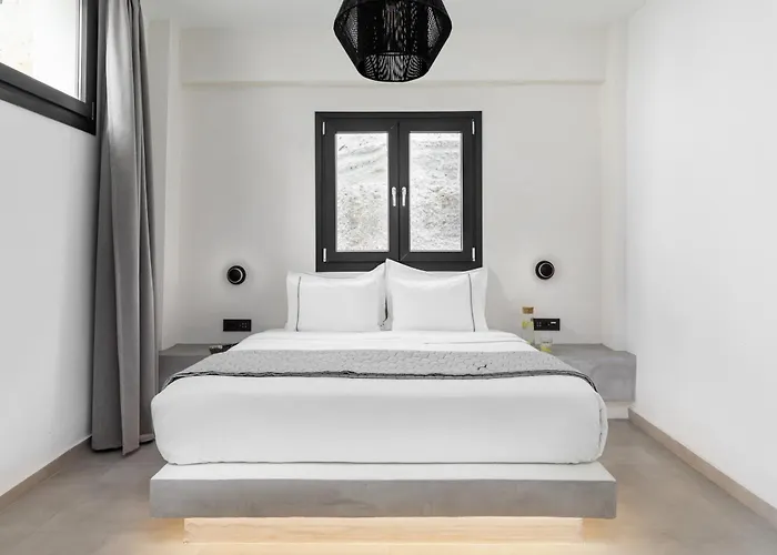 Ble Santorini Aparthotel 4*